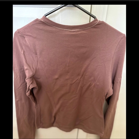 SKIMS COTTON JERSEY LONG SLEEVE T-SHIRT - Picture 2 of 3